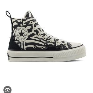 Converse Run Hi Lift platform sneaker. WMNS sz 5. Worn twice.